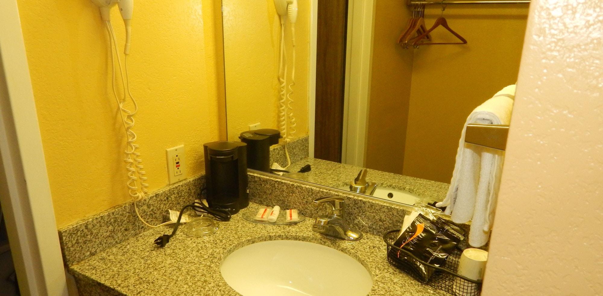 Super 8 By Wyndham Amarillo Central Tx Exterior foto