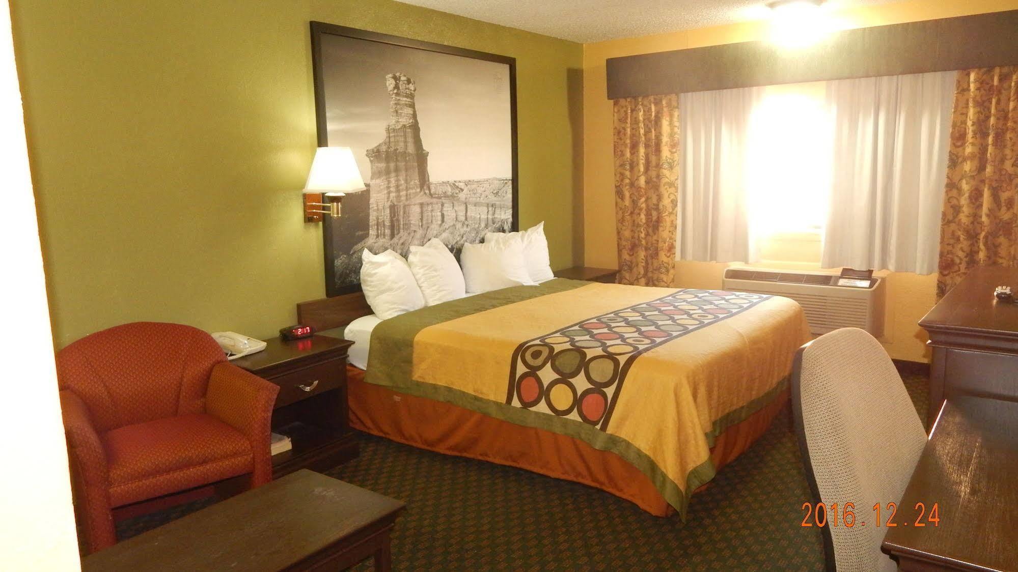 Super 8 By Wyndham Amarillo Central Tx Exterior foto